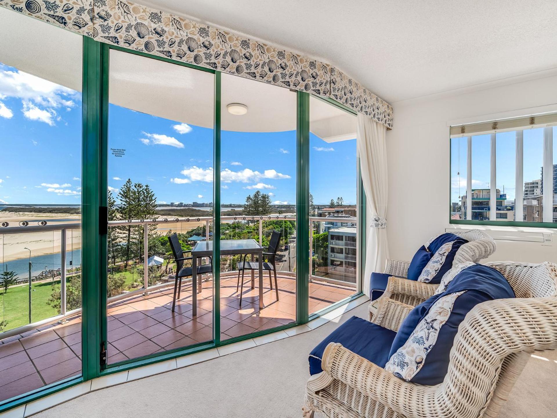 Aparthotel Waterview 4*